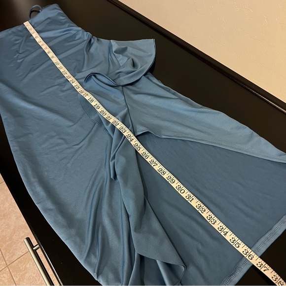 VIBE bodycon flirty dress, side slit & ruffle detail, Teal blue, stretchy, M - Picture 11 of 13